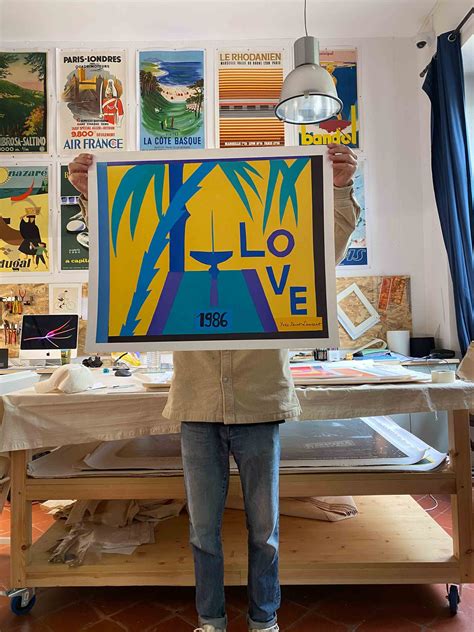affiche love yves saint laurent prix